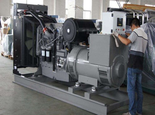 澄海柴油发电机空气滤清器堵塞会对发电机组产生哪些影响？