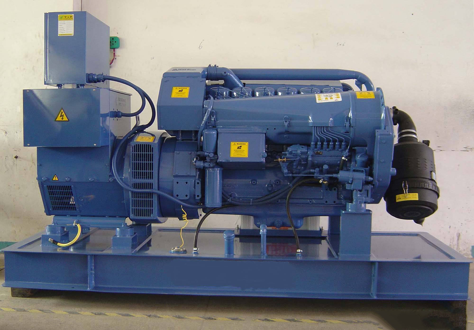 澄海汽油发电机组冬季启动前，电瓶需要做哪些检查和维护？