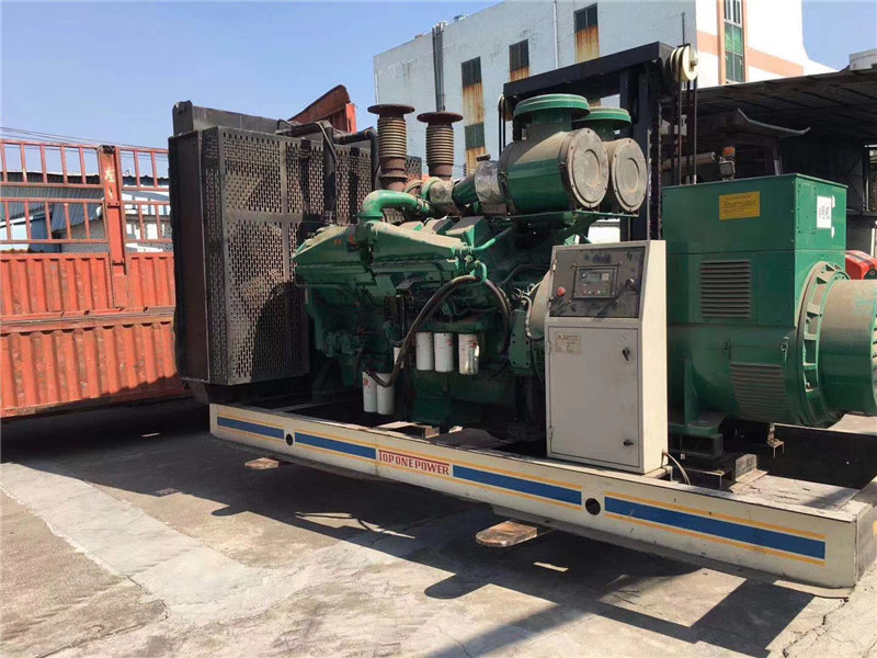 澄海如何判断柴油发电机组的机油温度是否达到了合适的预热温度？