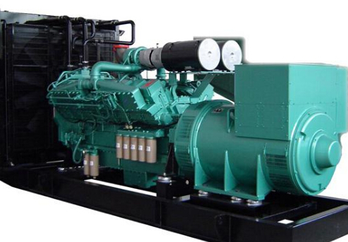 澄海冬季柴油发电机组启动前应进行哪些预热操作？